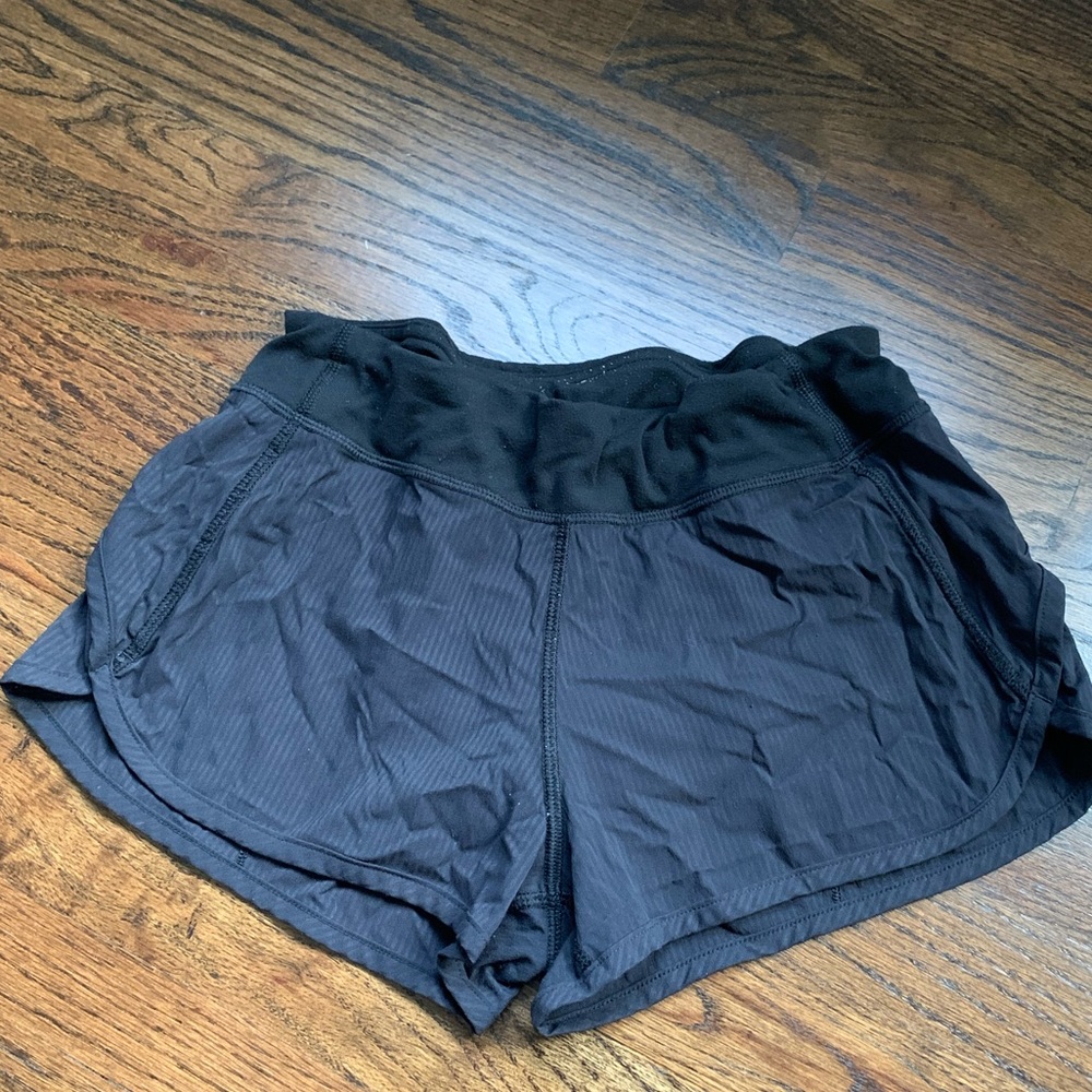 Ivivva Black Shorts SZ (14)